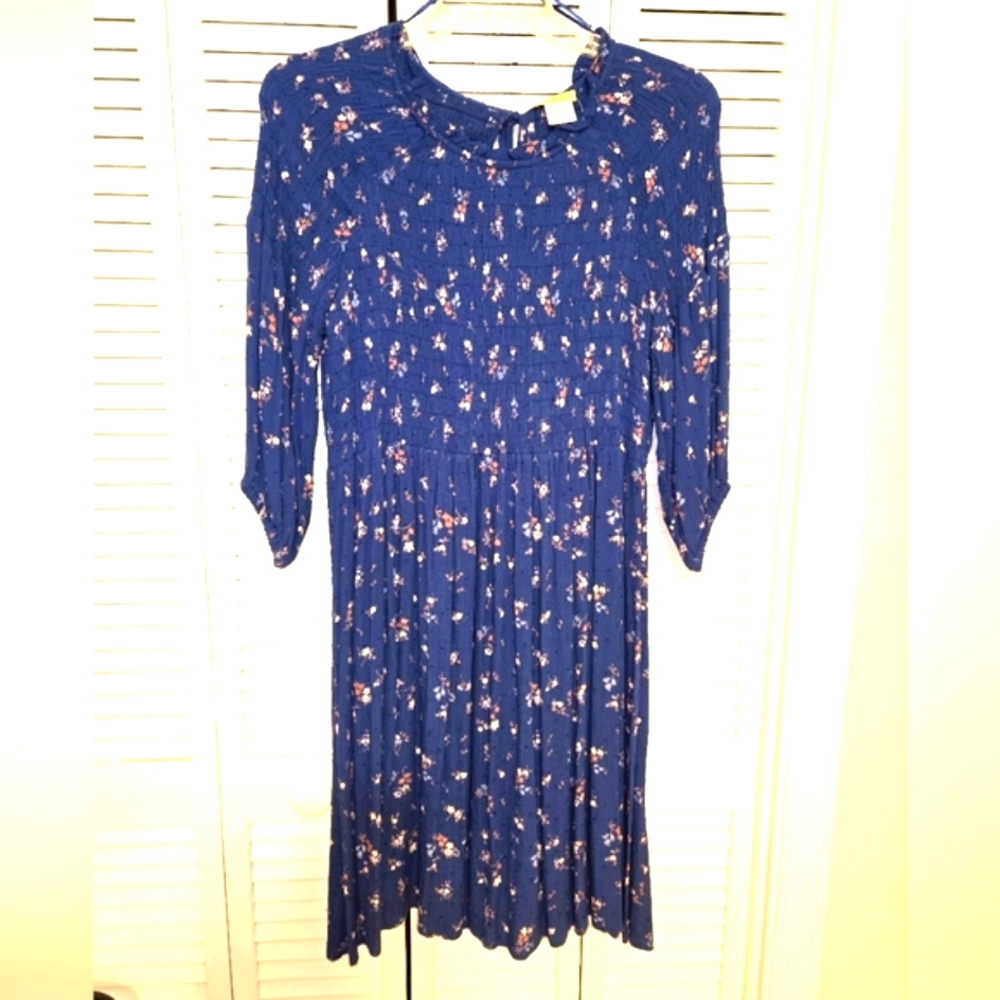Sweet Magnolia Women's L Smocked Floral Dress NEW